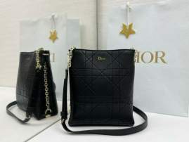 Picture of Dior Handbags _SKUfw239321432fw